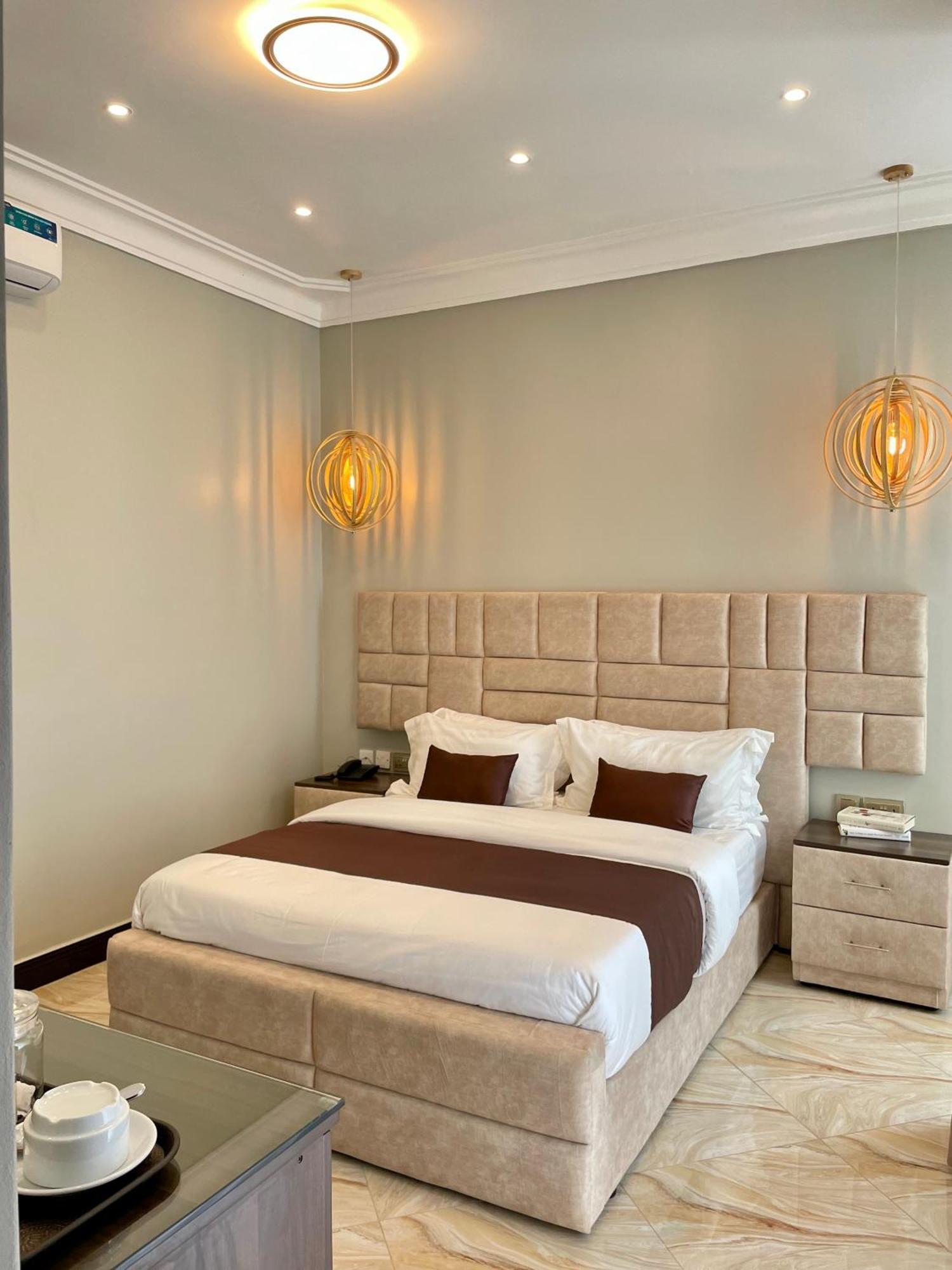 The Nook Boutique Bed & Breakfast Kampala Exterior foto